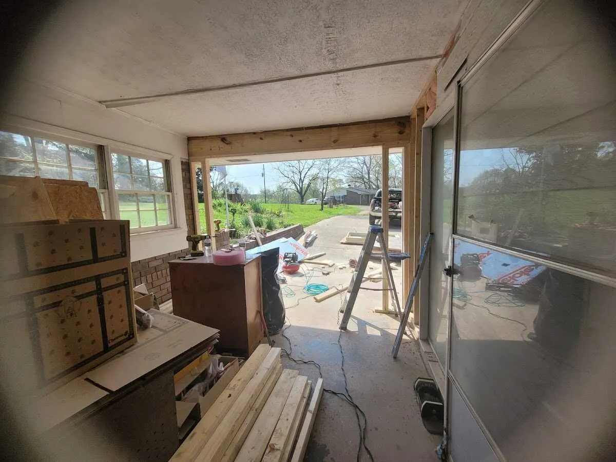 Air movers and dehumidifier for Drying & Dehumidification in Dormont